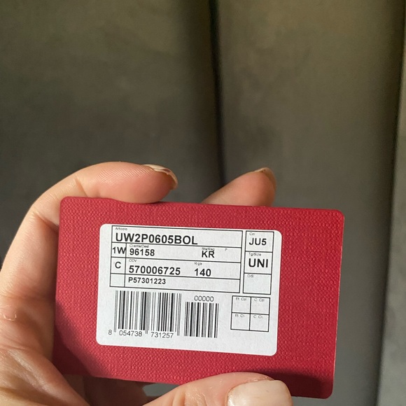 🚨🚨 NWT VALENTINO ROCK-STUD CALFSKIN COIN PURSE AND CARDHOLDER - Picture 4 of 8